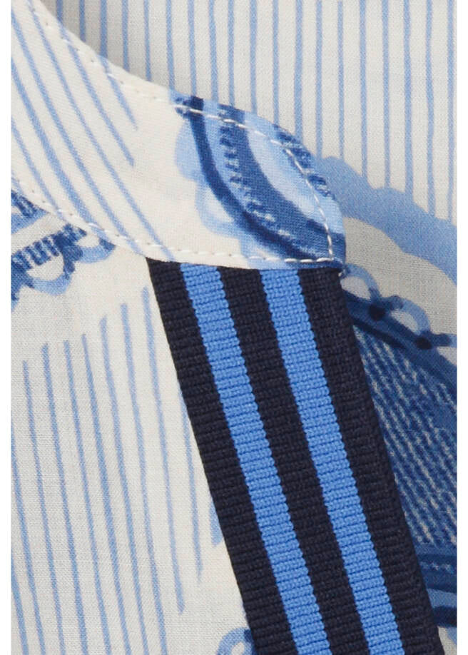 frapp Feminine Viscose Blouse with Paisley Pattern